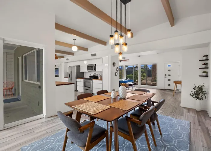 Mid-century Marvel - Poolside Patio With & Bocce Scottsdale