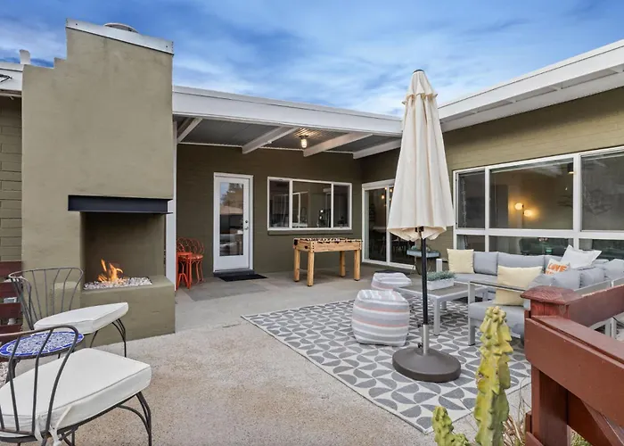 Holiday home Mid-century Marvel - Poolside Patio With & Bocce Scottsdale